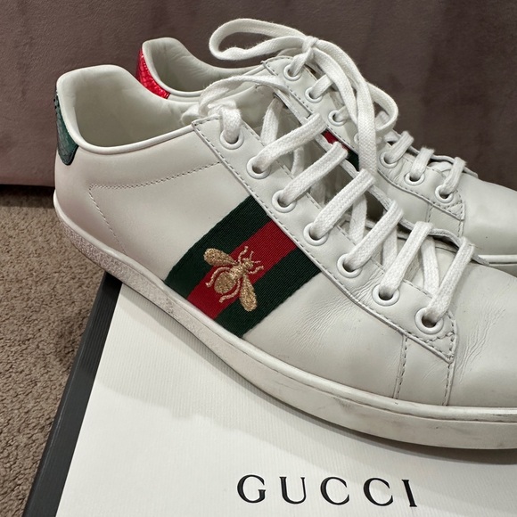 WOMEN'S GUCCI ACE SNEAKER WITH BEE - Picture 6 of 7